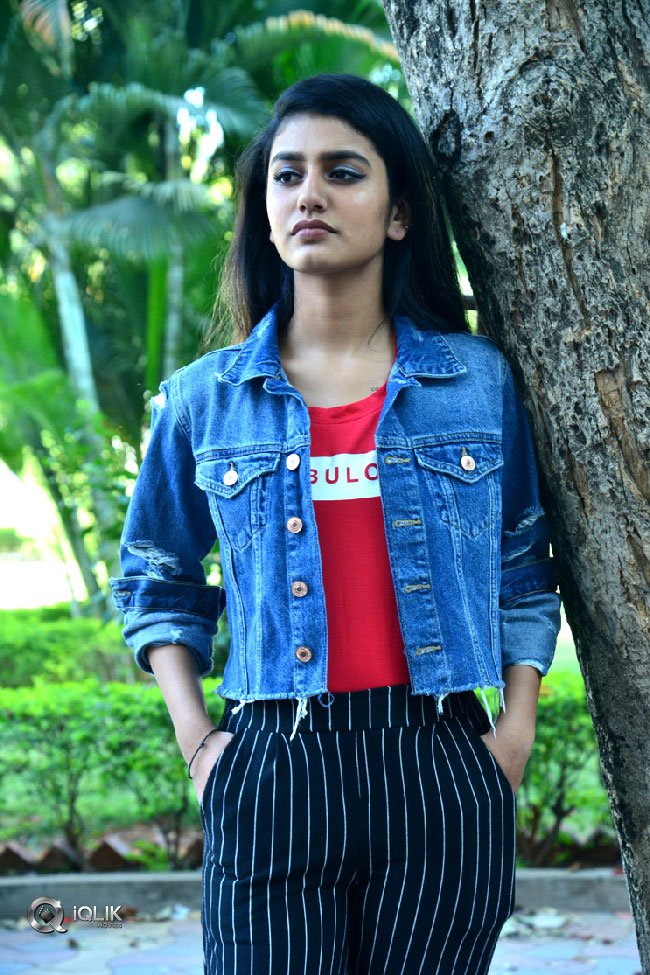 Priya-Prakash-Varrier-New-Photos